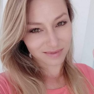 dr. Dankó Szilvia